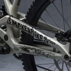 DYEDBRO Fluor Black Matte Rahmenschutz Kit 13 DYEDBRO Fluor Black Matte Rahmenschutz Kit -Lupine Verkäufe dyedbro fluor black 4