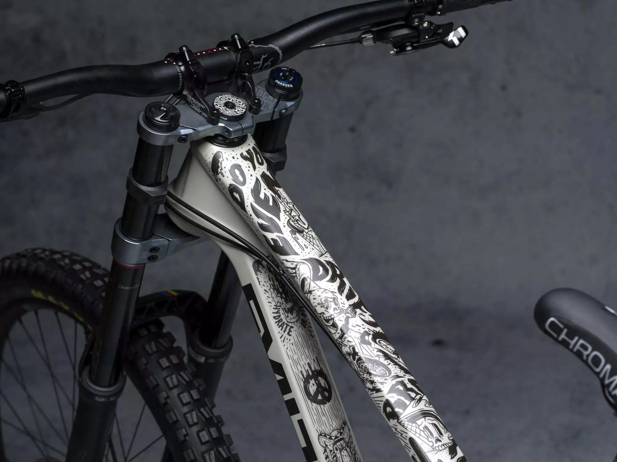 DYEDBRO Fluor Black Matte Rahmenschutz Kit 3 DYEDBRO Fluor Black Matte Rahmenschutz Kit