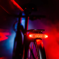 Lezyne E-Bike Super Bright STVZO Alert Rücklicht -Lupine Verkäufe lezyne e bike super bright stvzo alert ruecklicht 2