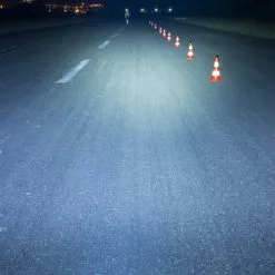 Sigma Buster 700 HL Helmlampe -Lupine Verkäufe sigma buster 700 hl helmlampe 1