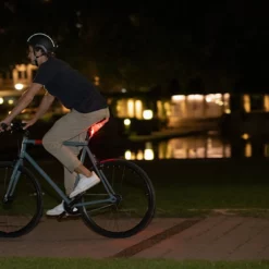 Sigma Curve Batterie Rücklicht -Lupine Verkäufe sigma curve batterie ruecklicht 1